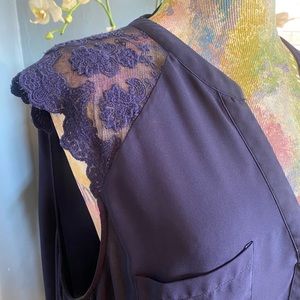 Sleeveless tank with lace detail